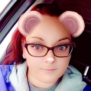 Meet your Posher, Leanna